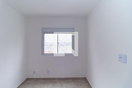 Quarto 2 de apartamento para alugar com 2 quartos, 48m² em Vila Paulo Silas, São Paulo