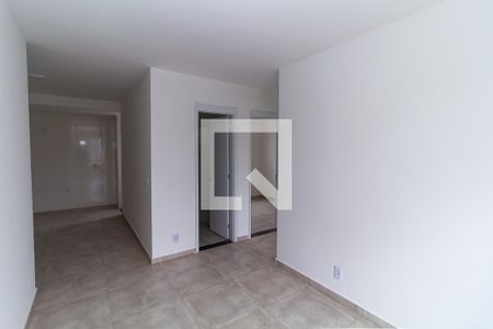 Sala de apartamento para alugar com 2 quartos, 48m² em Vila Paulo Silas, São Paulo