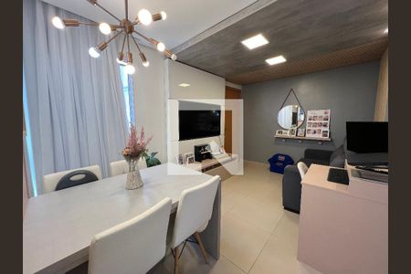 Sala de apartamento para alugar com 2 quartos, 40m² em Rondônia, Novo Hamburgo