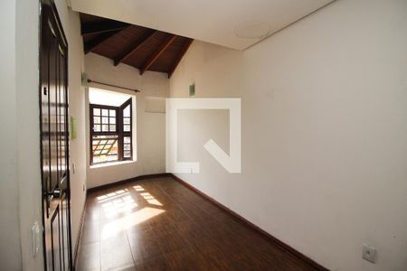 Sala de casa para alugar com 3 quartos, 150m² em Hípica, Porto Alegre