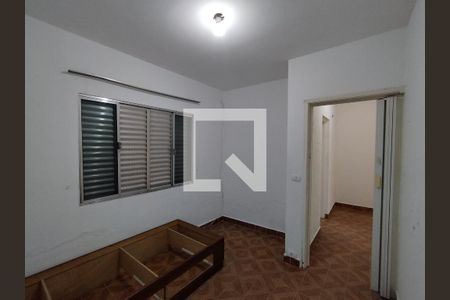 Quarto de casa para alugar com 1 quarto, 60m² em Vila Santo Estefano, São Paulo