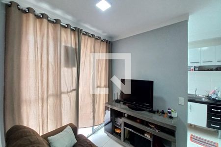 Sala de apartamento para alugar com 2 quartos, 45m² em Jardim São Vicente, Campinas