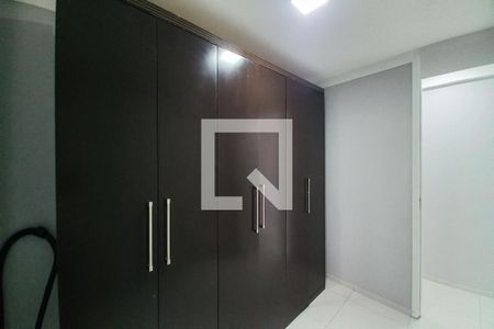 Quarto 1  de apartamento para alugar com 2 quartos, 45m² em Jardim São Vicente, Campinas