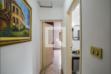 Corredor de casa à venda com 2 quartos, 170m² em Vila Marina, Santo André