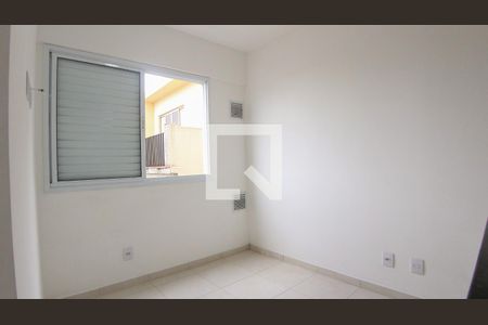 Sala / Cozinha de apartamento para alugar com 1 quarto, 25m² em Vila Formosa, São Paulo