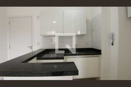 Sala / Cozinha de apartamento para alugar com 1 quarto, 25m² em Vila Formosa, São Paulo