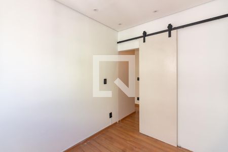 Quarto 2 de apartamento para alugar com 2 quartos, 37m² em Padroeira, Osasco