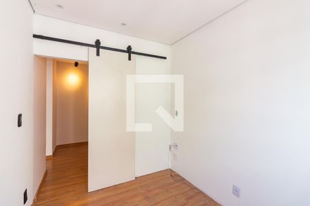 Quarto 2 de apartamento para alugar com 2 quartos, 37m² em Padroeira, Osasco