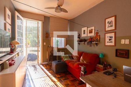 Sala de casa à venda com 2 quartos, 122m² em Azenha, Porto Alegre