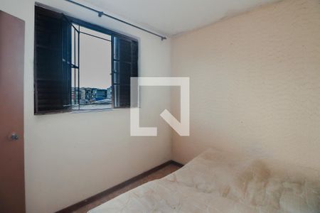 Quarto 2 de apartamento para alugar com 2 quartos, 60m² em Rubem Berta, Porto Alegre