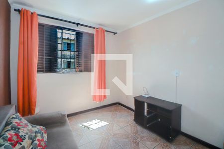 Sala de apartamento para alugar com 2 quartos, 60m² em Rubem Berta, Porto Alegre