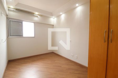 Quarto 1 de apartamento para alugar com 3 quartos, 80m² em Parque das Nações, Santo André