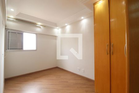 Quarto 1 de apartamento para alugar com 3 quartos, 80m² em Parque das Nações, Santo André