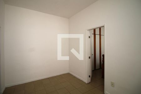 Sala de casa para alugar com 1 quarto, 50m² em Irajá, Rio de Janeiro