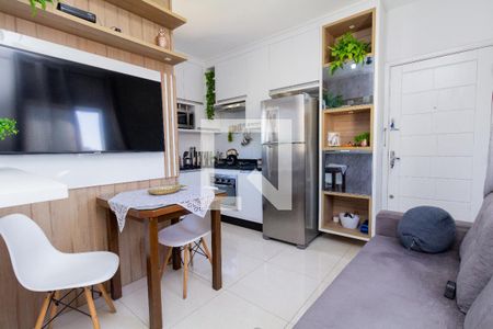 Sala e Cozinha de apartamento à venda com 1 quarto, 30m² em Cidade Patriarca, São Paulo