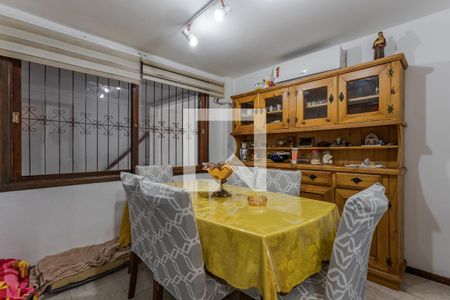 Sala de casa à venda com 3 quartos, 424m² em Chácara das Pedras, Porto Alegre