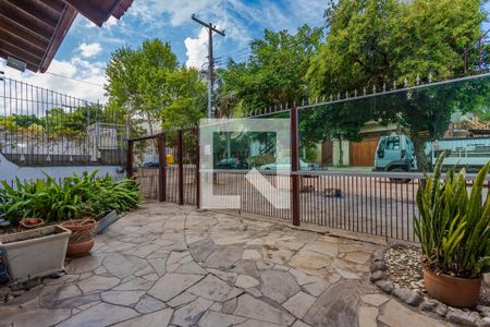 Casa à venda com 424m², 3 quartos e 4 vagas Casa à venda com 424m², 3 quartos e 4 vagasÁrea externa