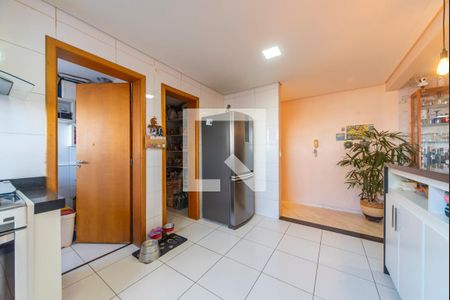 Apartamento à venda com 100m², 3 quartos e 2 vagas Apartamento à venda com 100m², 3 quartos e 2 vagasCozinha
