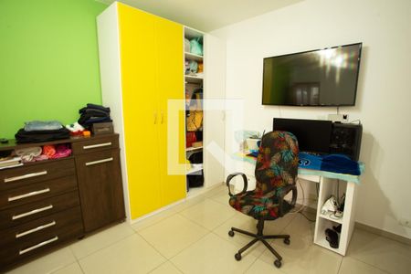 QUARTO 2 de casa à venda com 5 quartos, 208m² em Vila Continental, São Paulo