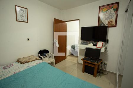 QUARTO 1 de casa à venda com 5 quartos, 208m² em Vila Continental, São Paulo