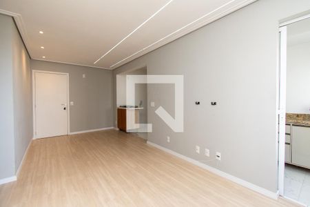 Sala de apartamento à venda com 2 quartos, 62m² em Vila Barros, Guarulhos