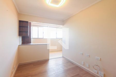 Sala  de apartamento para alugar com 2 quartos, 74m² em Parque São Jorge, São Paulo