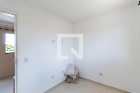 Quarto 1 de apartamento para alugar com 2 quartos, 47m² em Vila Euthalia, São Paulo