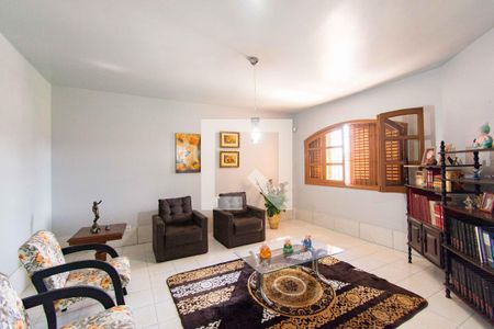 Sala de casa à venda com 3 quartos, 240m² em Niterói, Canoas