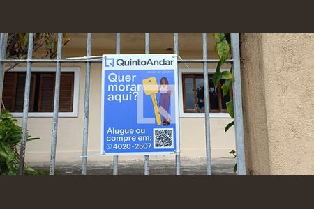 Placa de casa para alugar com 3 quartos, 60m² em Vila Pirajussara, São Paulo