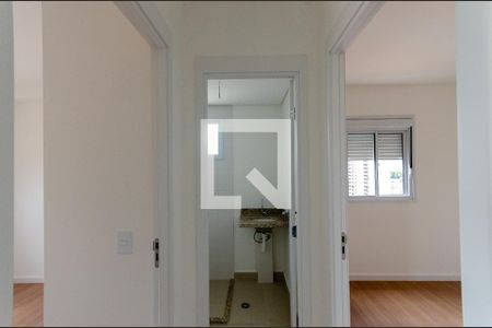 Corredor de apartamento à venda com 1 quarto, 40m² em Vila Palmeiras, São Paulo