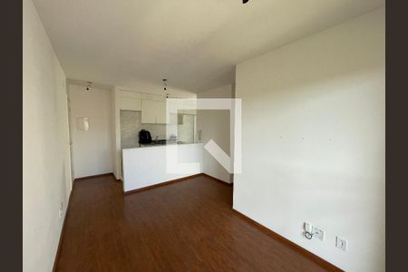 Sala de apartamento para alugar com 3 quartos, 65m² em Jardim Isis, Cotia