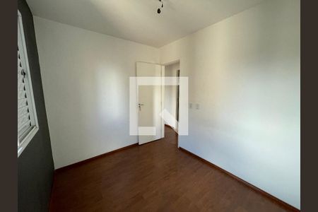 Quarto 2 de apartamento para alugar com 3 quartos, 65m² em Jardim Isis, Cotia