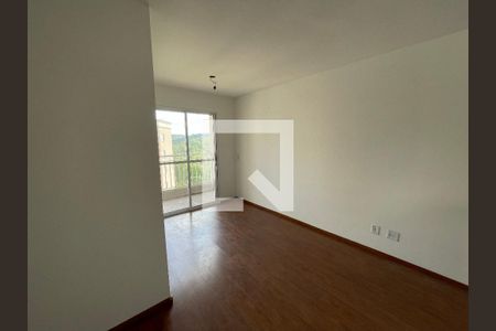 Sala de apartamento para alugar com 3 quartos, 65m² em Jardim Isis, Cotia