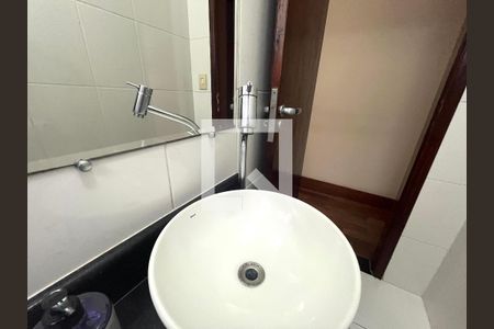 Lavabo de casa à venda com 5 quartos, 170m² em Vila Monte Alegre, São Paulo