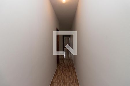 Casa à venda com 190m², 3 quartos e 2 vagas Casa à venda com 190m², 3 quartos e 2 vagasCorredor dos Quartos