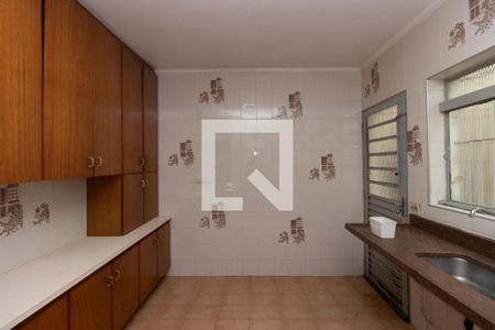 Casa à venda com 190m², 3 quartos e 2 vagas Casa à venda com 190m², 3 quartos e 2 vagasCozinha