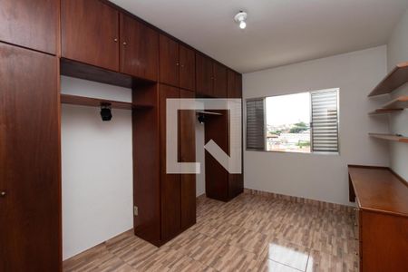 Casa à venda com 190m², 3 quartos e 2 vagas Casa à venda com 190m², 3 quartos e 2 vagasQuarto 1