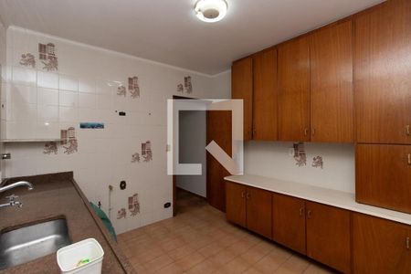 Casa à venda com 190m², 3 quartos e 2 vagas Casa à venda com 190m², 3 quartos e 2 vagasCozinha