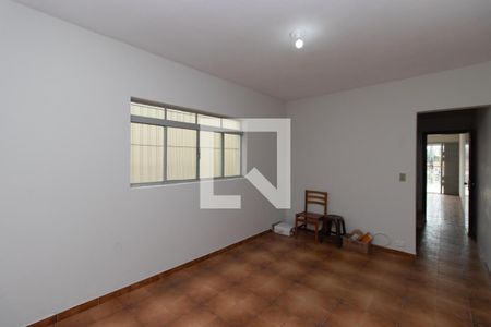 Casa à venda com 190m², 3 quartos e 2 vagas Casa à venda com 190m², 3 quartos e 2 vagasCopa