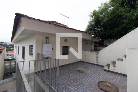 Casa à venda com 190m², 3 quartos e 2 vagas Casa à venda com 190m², 3 quartos e 2 vagasQuintal
