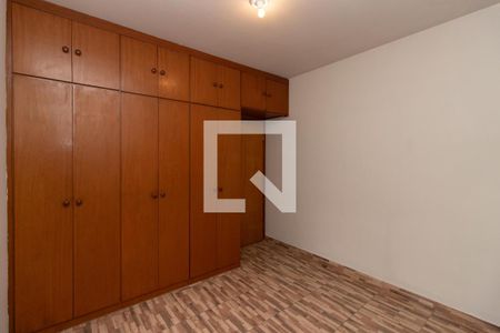 Casa à venda com 190m², 3 quartos e 2 vagas Casa à venda com 190m², 3 quartos e 2 vagasQuarto Suíte