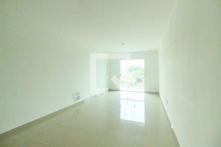 Sala de casa à venda com 3 quartos, 180m² em Jardim Norma, São Paulo