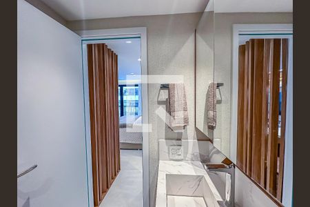 Studio à venda com 42m², 1 quarto e sem vaga Studio à venda com 42m², 1 quarto e sem vagaBanheiro