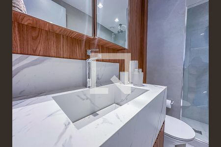 Studio à venda com 42m², 1 quarto e sem vaga Studio à venda com 42m², 1 quarto e sem vagaBanheiro