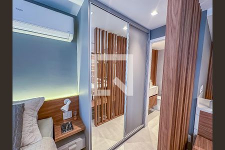 Studio à venda com 42m², 1 quarto e sem vaga Studio à venda com 42m², 1 quarto e sem vagaSala/Quarto