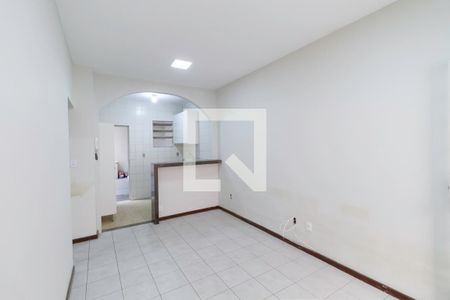 Sala de casa à venda com 2 quartos, 53m² em Vila Copacabana, Belo Horizonte