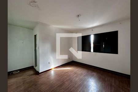 Suíte de casa para alugar com 3 quartos, 140m² em Parque Colonial, São Paulo