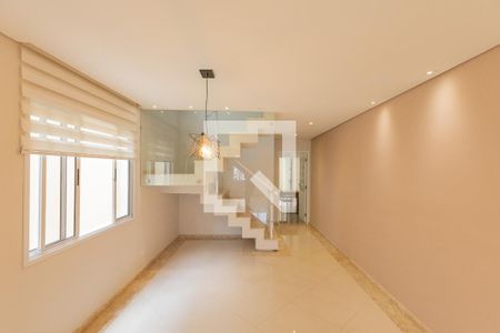 Sala  de casa à venda com 4 quartos, 150m² em Jardim Cidalia, São Paulo