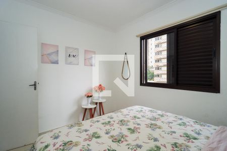 Quarto 1 de apartamento à venda com 2 quartos, 67m² em Jardim Henriqueta, Taboão da Serra