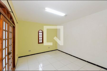 Quarto de casa para alugar com 2 quartos, 85m² em Jardim Presidente Dutra, Guarulhos